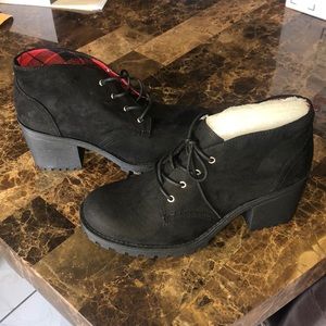 Womens Areaghan Fabric Closed Toe Ankle Fashion